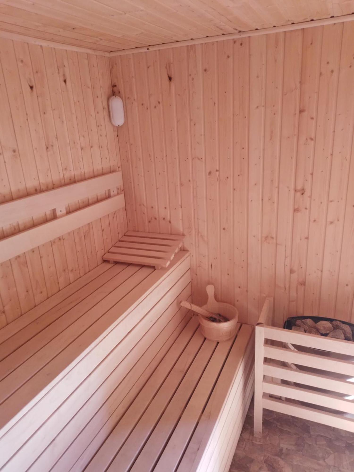 Timi Kulcsoshaz Otel Lăzarea Dış mekan fotoğraf