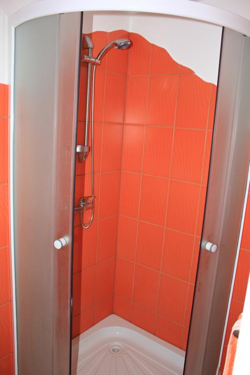Timi Kulcsoshaz Otel Lăzarea Dış mekan fotoğraf