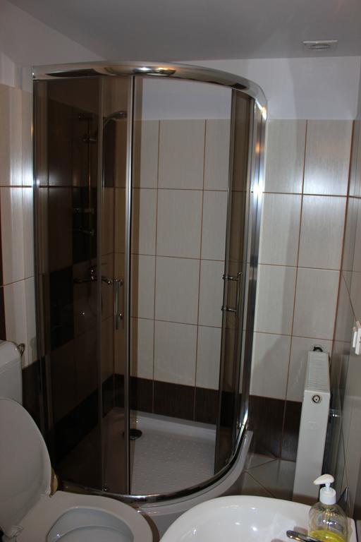 Timi Kulcsoshaz Otel Lăzarea Dış mekan fotoğraf